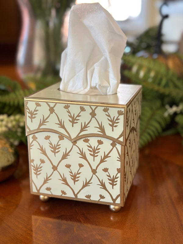 Beautiful Ivory/Gold Scalloped Tissue Box